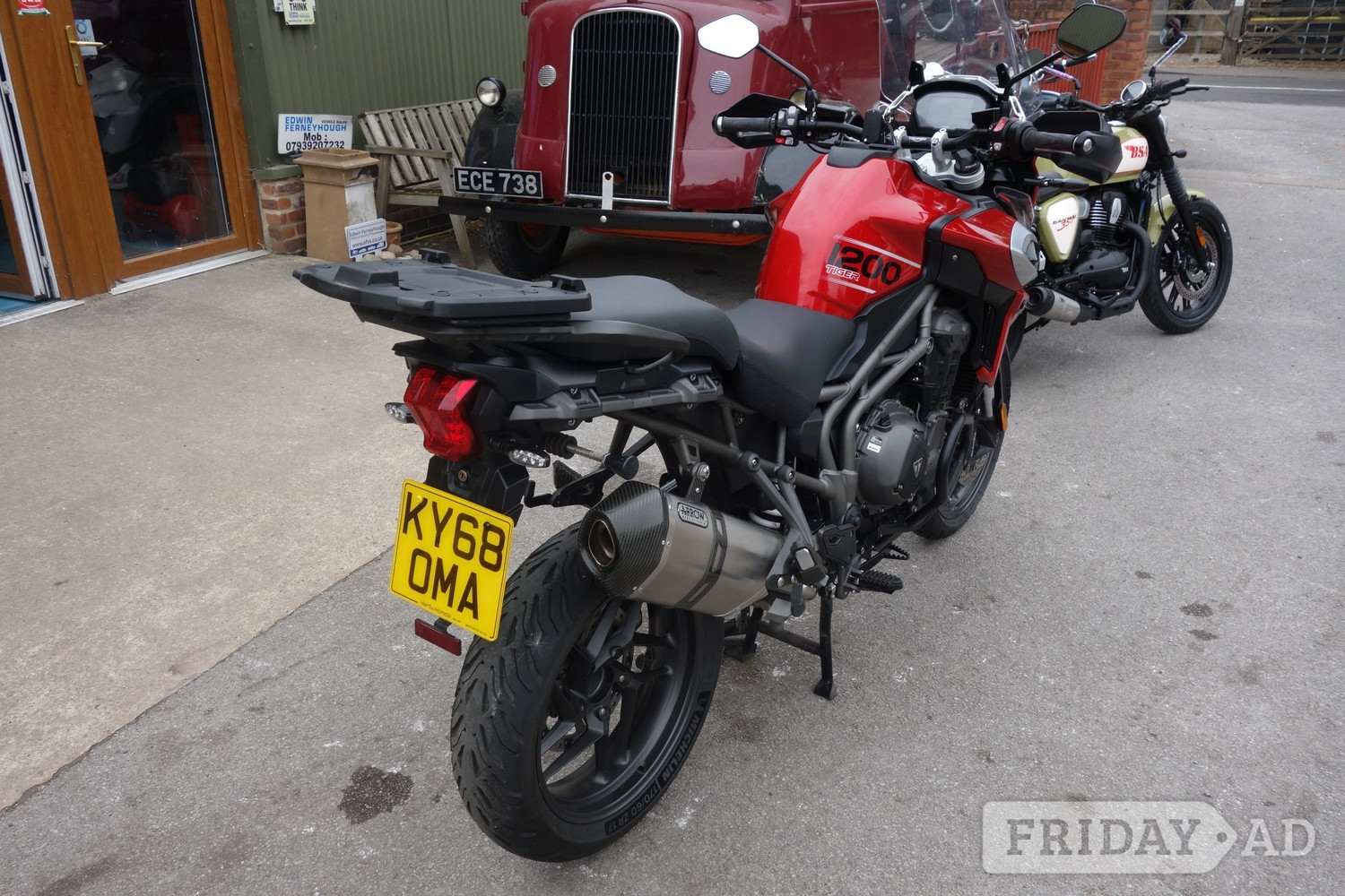 [ berth ]Triumph Tiger