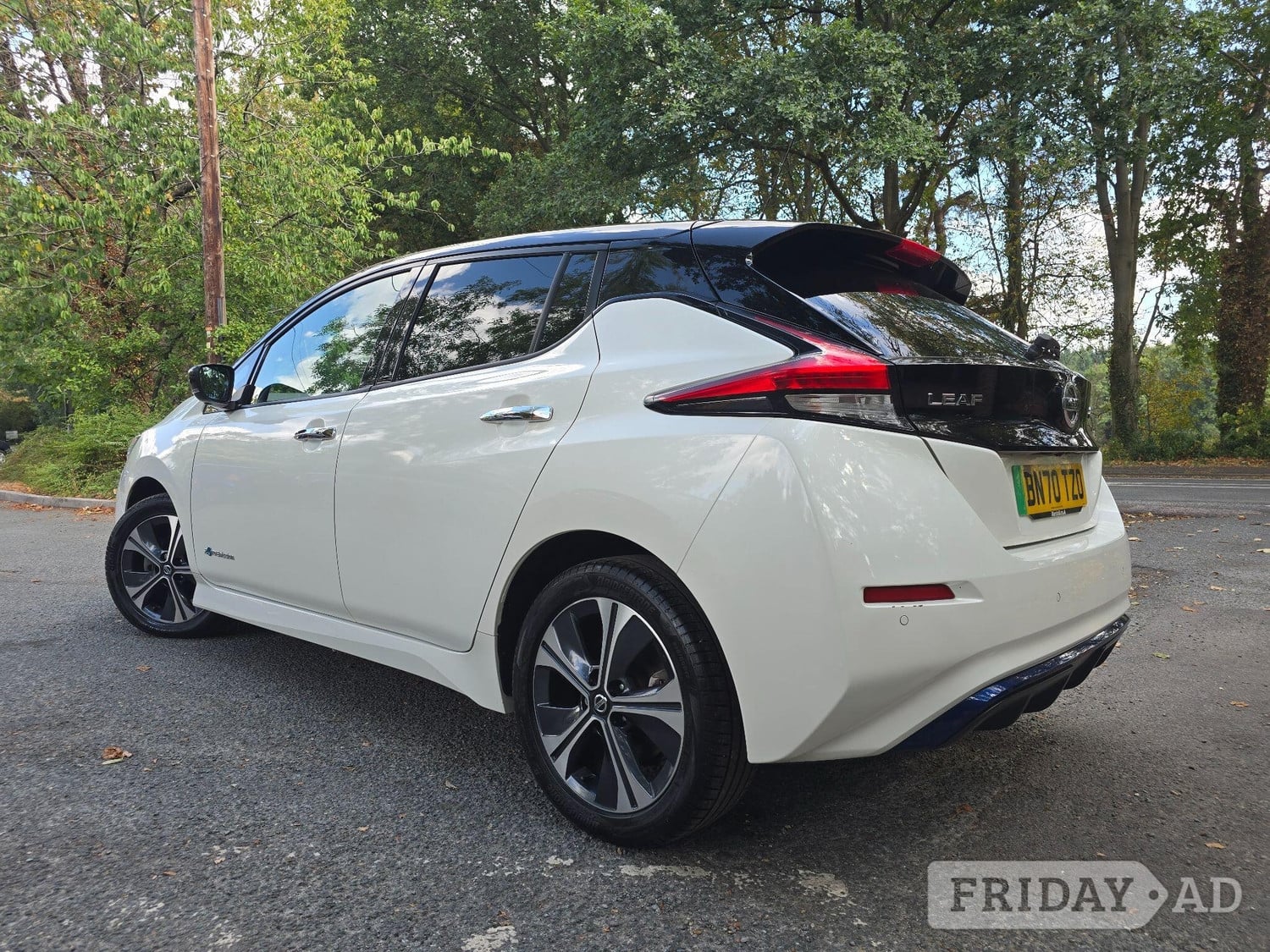 [ berth ]Nissan LEAF
