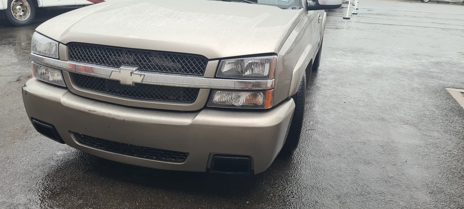 Chevrolet Silverado 2003 - Cars