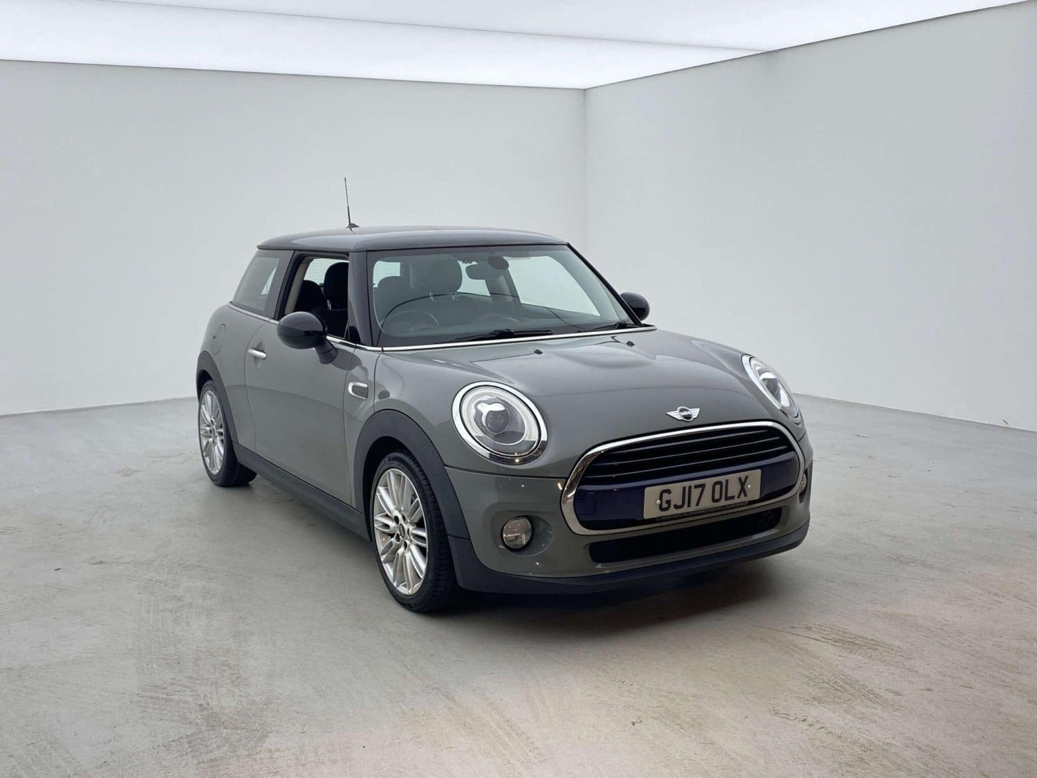 [ berth ]Mini Hatch