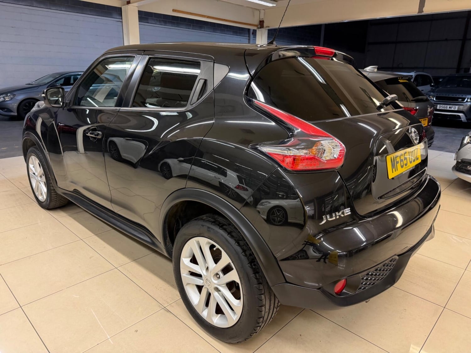 Nissan Juke 2015 - Cars