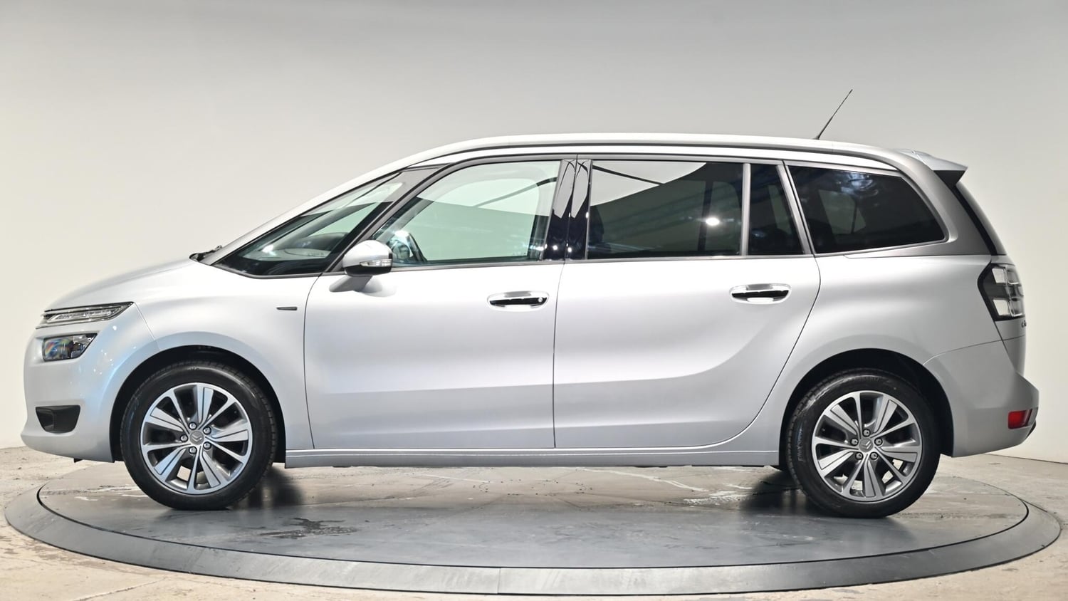 [ berth ]Citroen Grand C4 Picasso