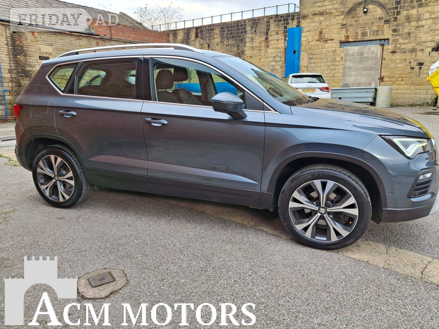 [ berth ]SEAT Ateca