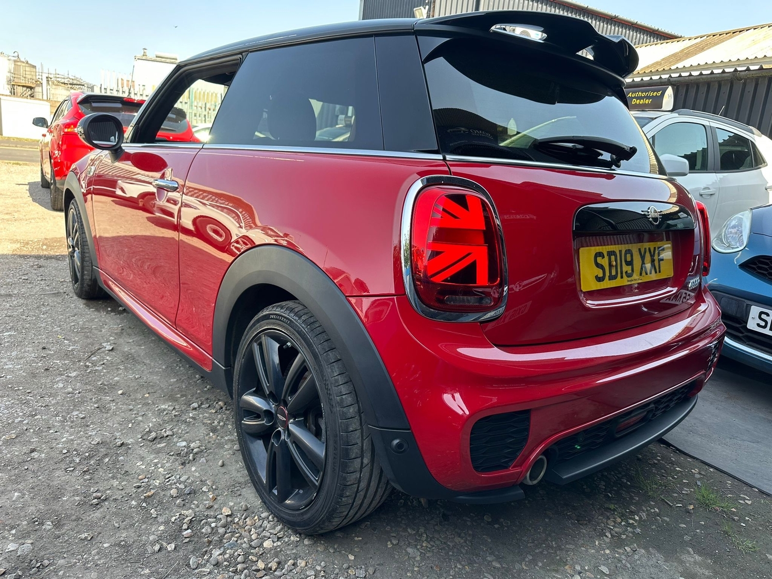 Mini Hatch 2019 - Cars in Oldbury