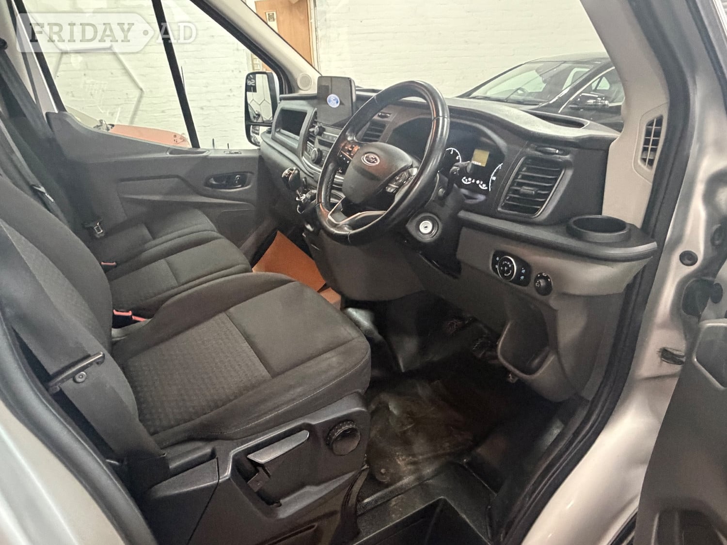 [ berth ]Ford Transit