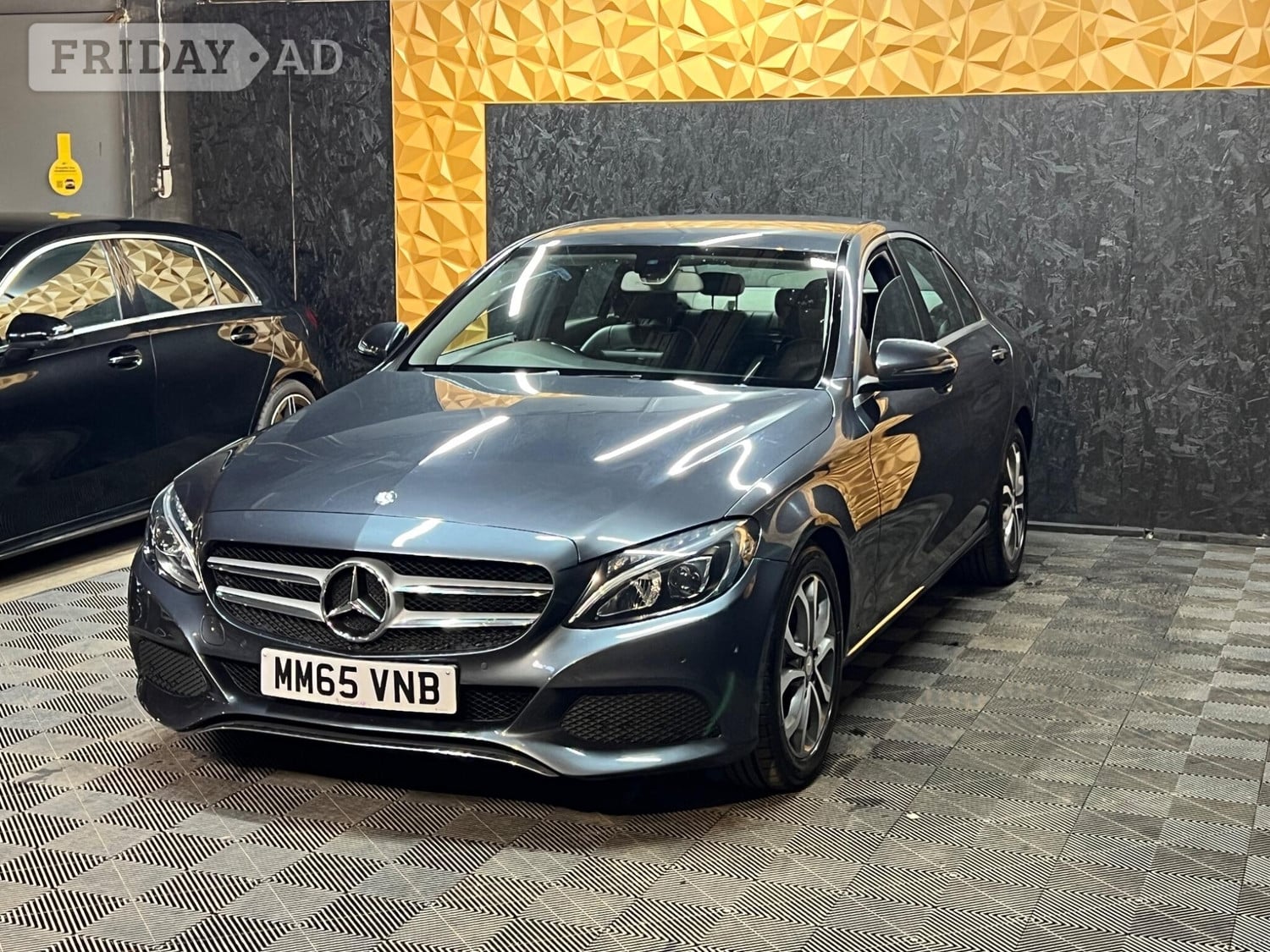 [ berth ]Mercedes-Benz C Class