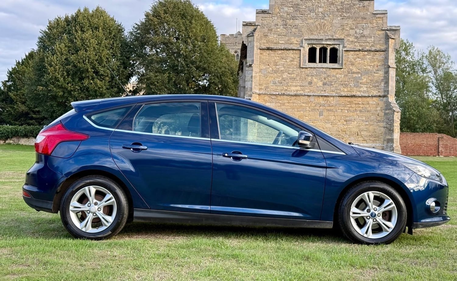 [ berth ]Ford Focus