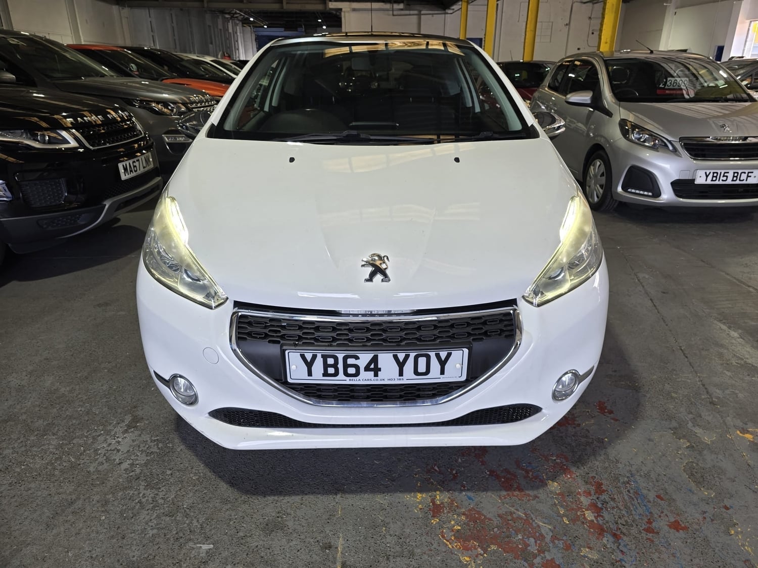 Peugeot 208 Pontypridd