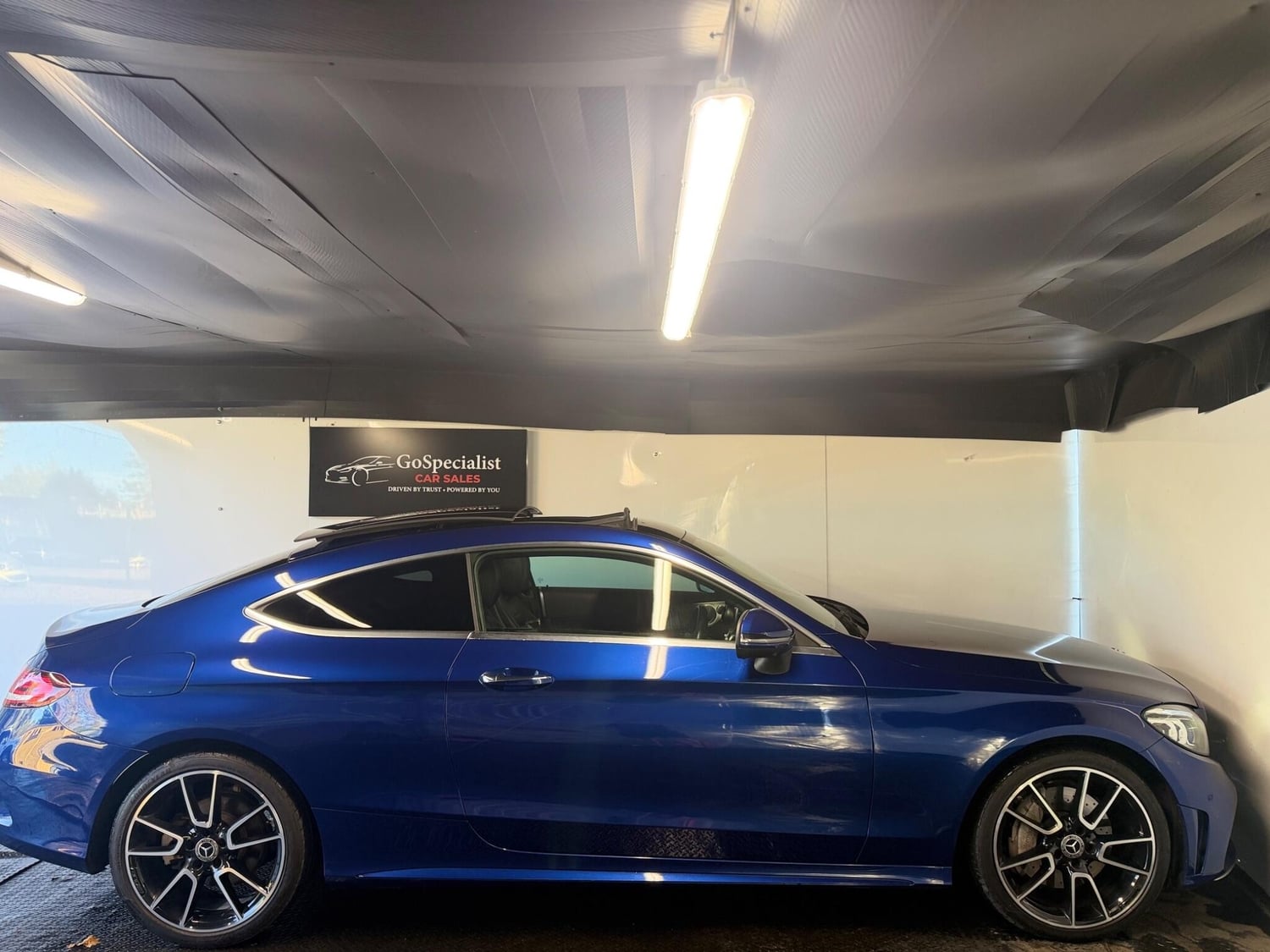 Mercedes-Benz C Class 2019 - Cars in St. Albans