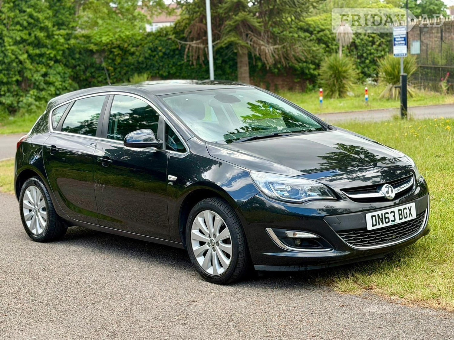 Vauxhall Astra 2013 in Slough