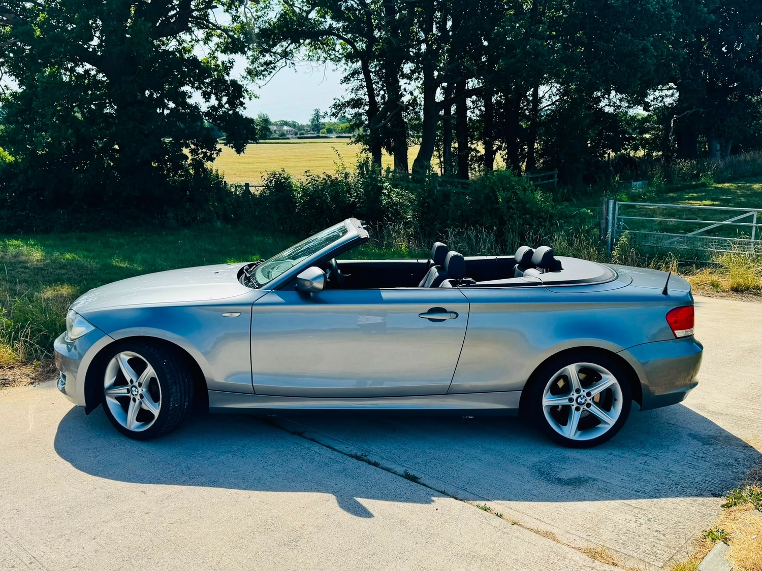 [ berth ]BMW 1 Series