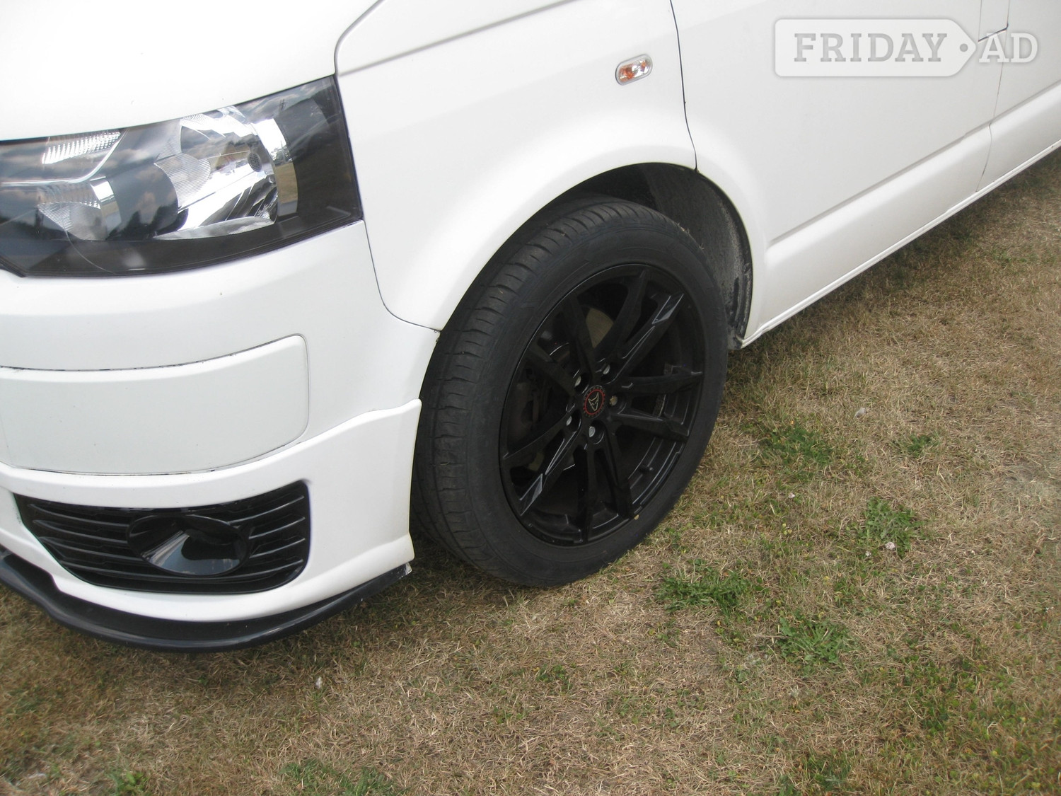 Volkswagen Transporter 2015 - Vans & Commercial Vehicles in Devizes