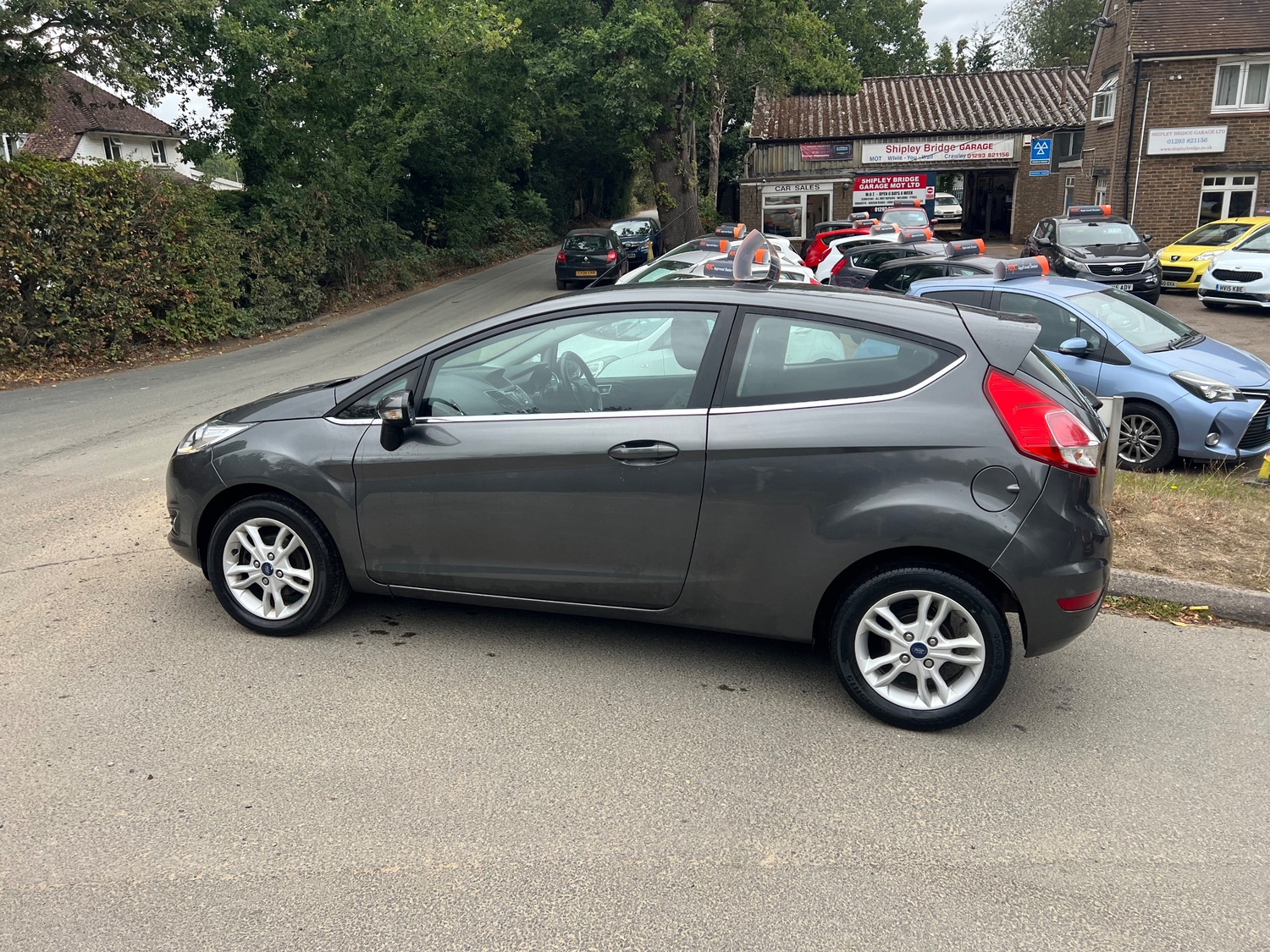 [ berth ]Ford Fiesta