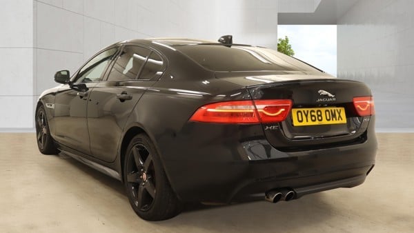 [ berth ]Jaguar XE