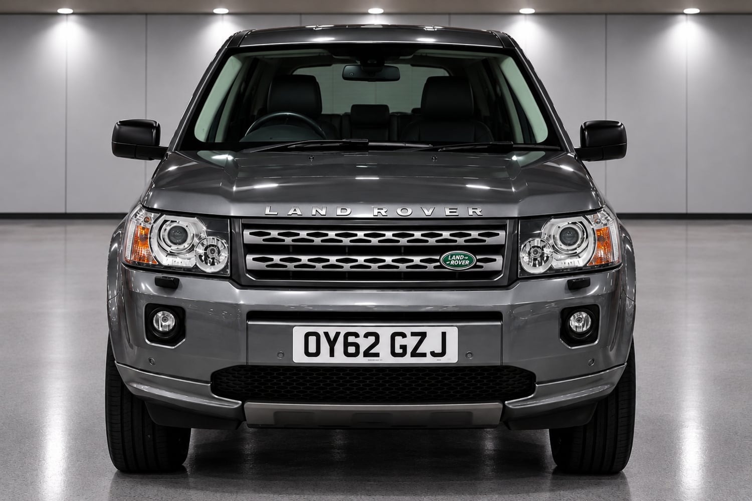 [ berth ]Land Rover Freelander 2