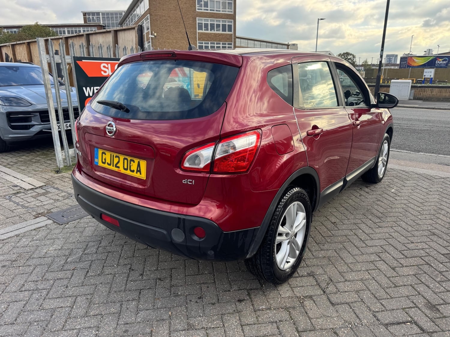 Nissan Qashqai 2012 - Cars in Slough