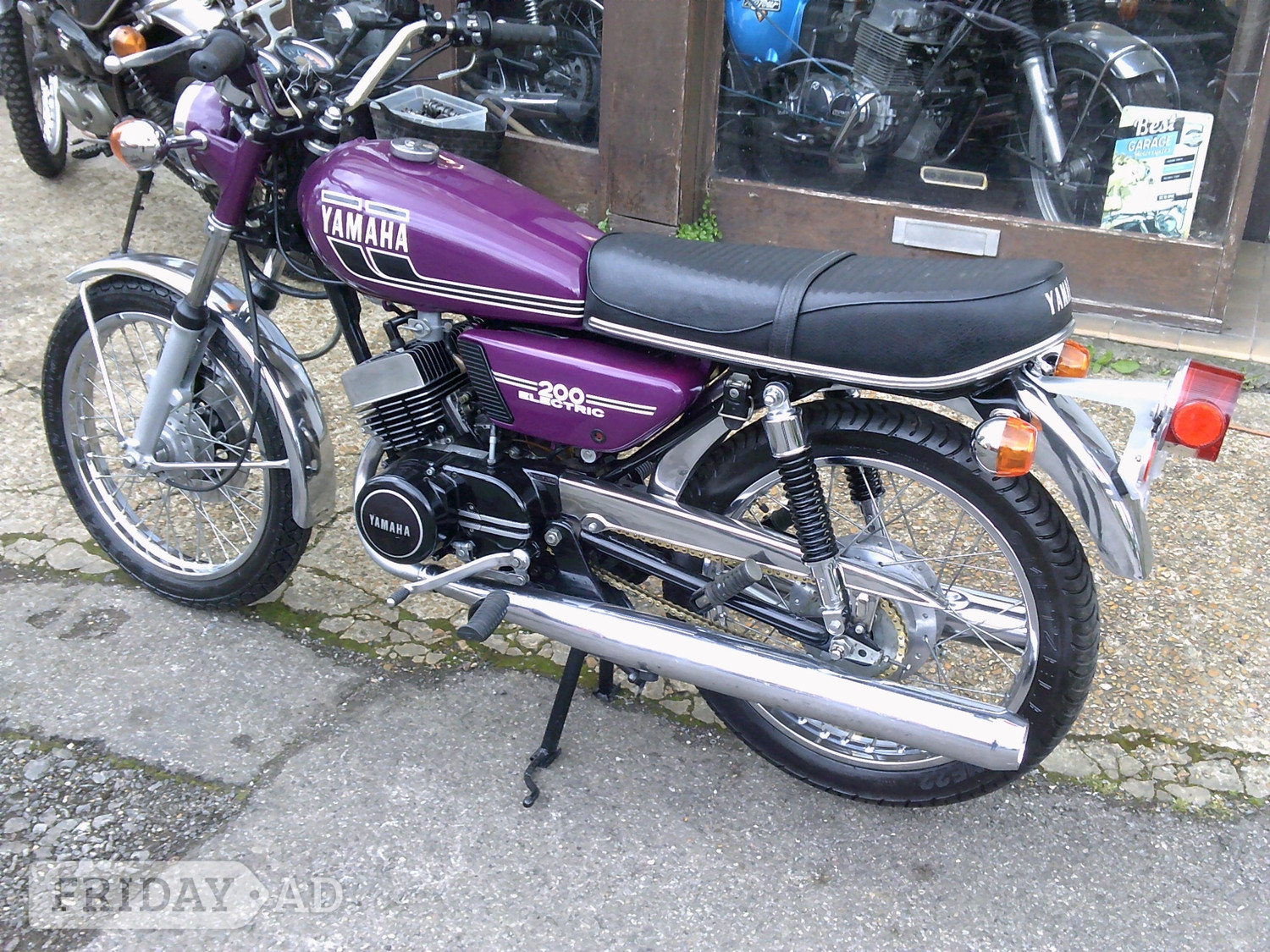 Yamaha RD Brighton
