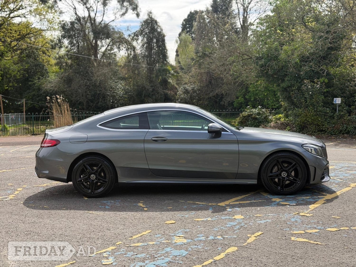 [ berth ]Mercedes-Benz C Class
