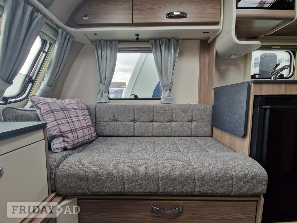 Swift Sprite Major 4 EB 2023 - Motorhomes & Caravans