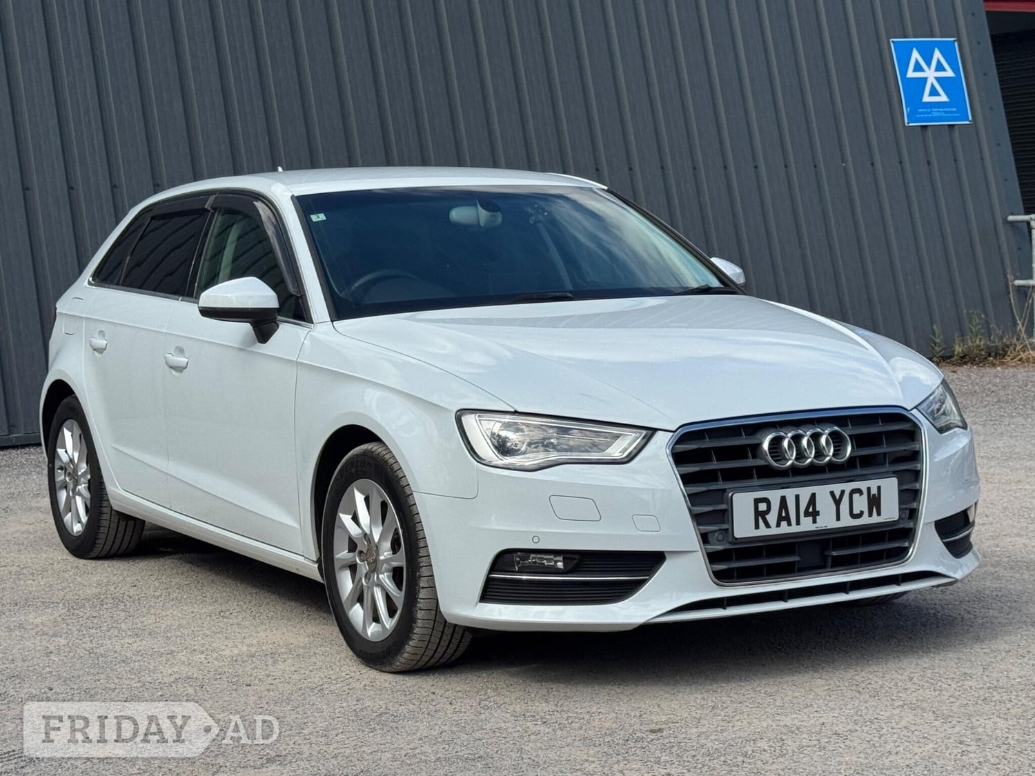 [ berth ]Audi A3