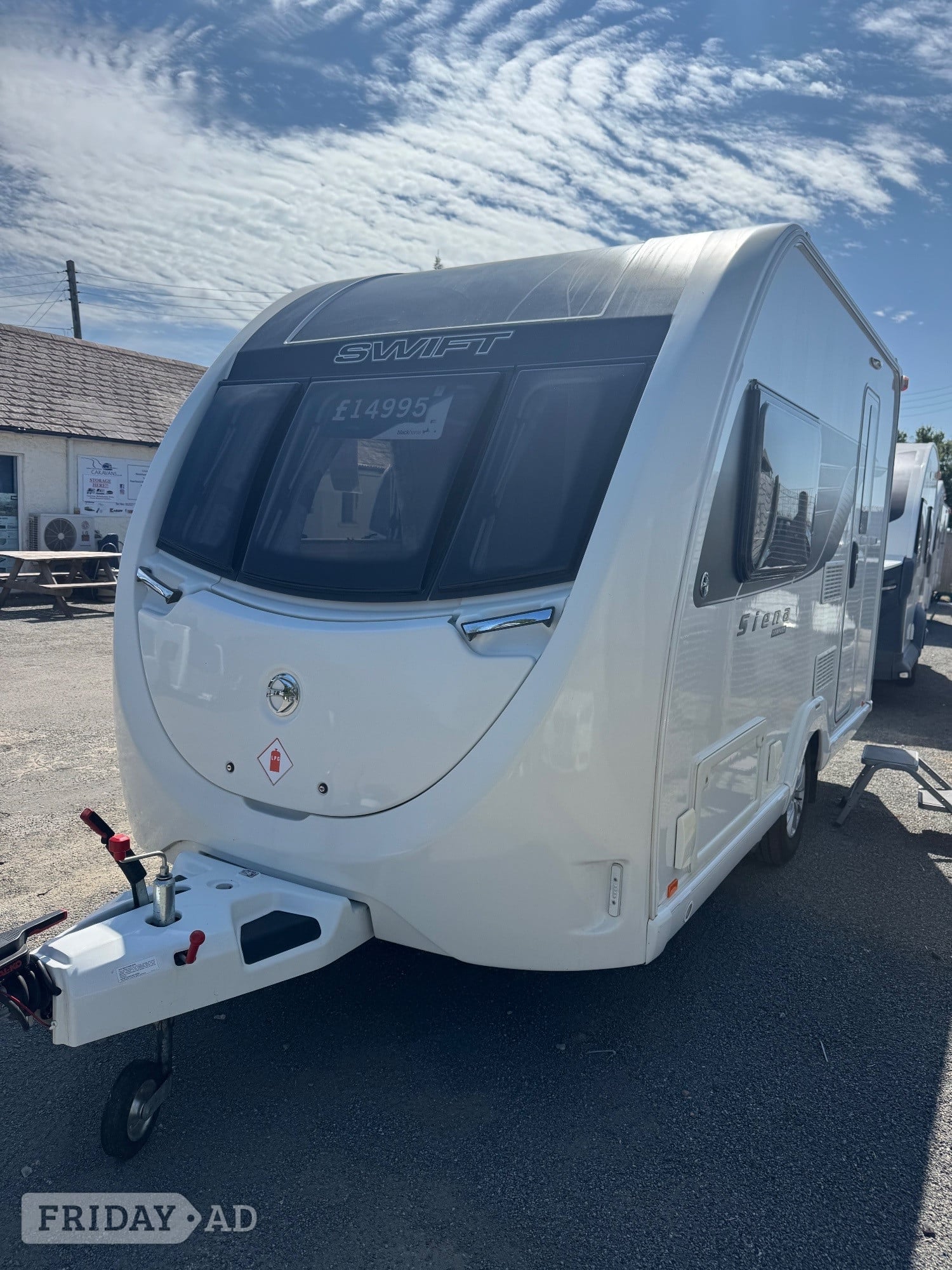 Swift Compact 2022 in Canterbury