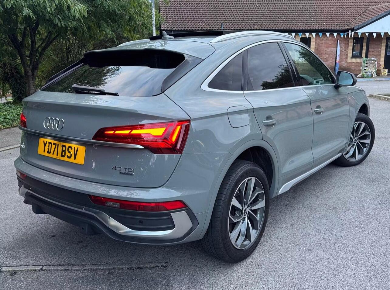 Audi Q5 2021 - Cars