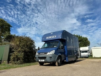 Peper Harow Trophy Twin LWB Iveco Horsebox