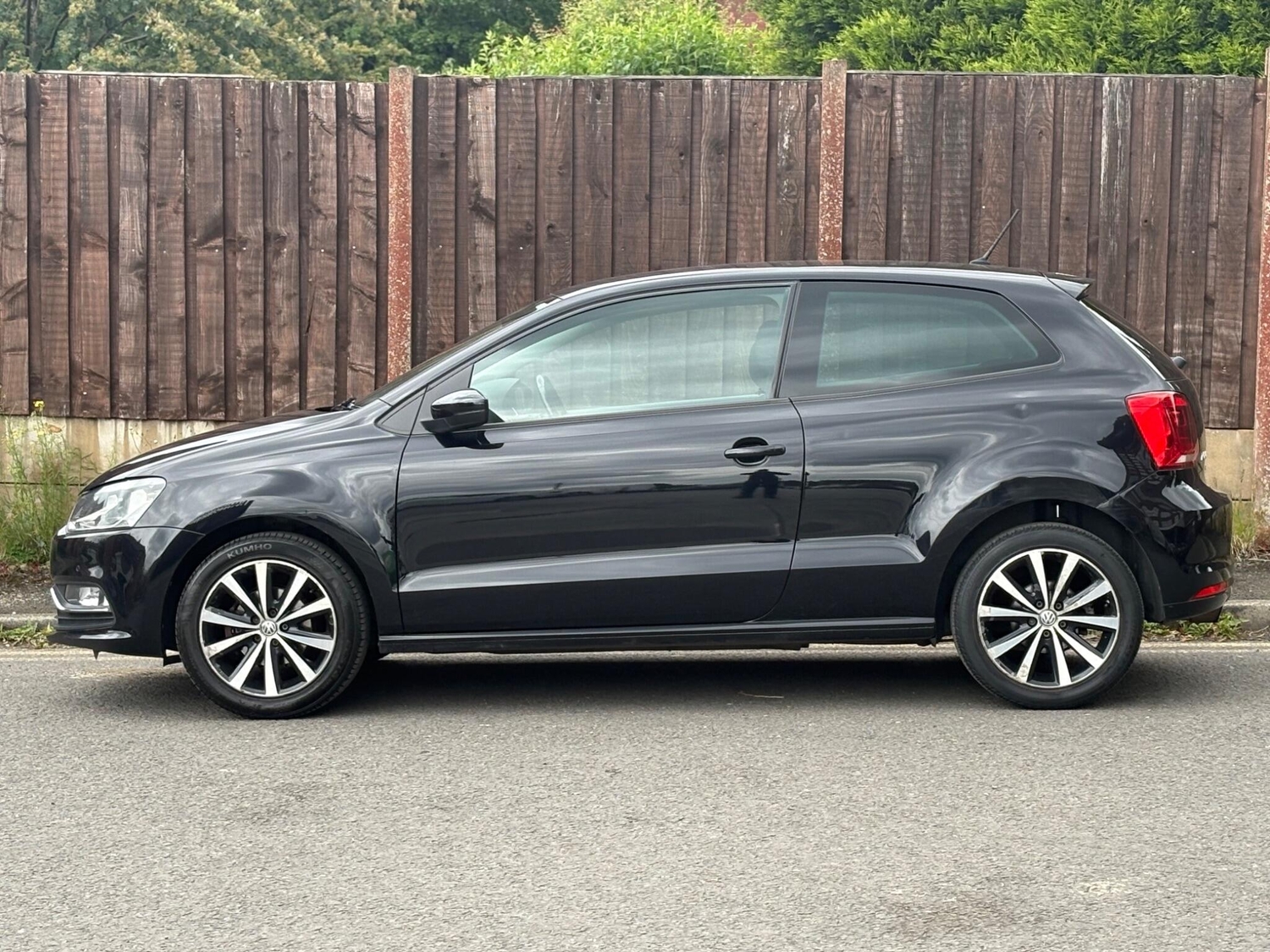 Volkswagen Polo 2017 - Cars