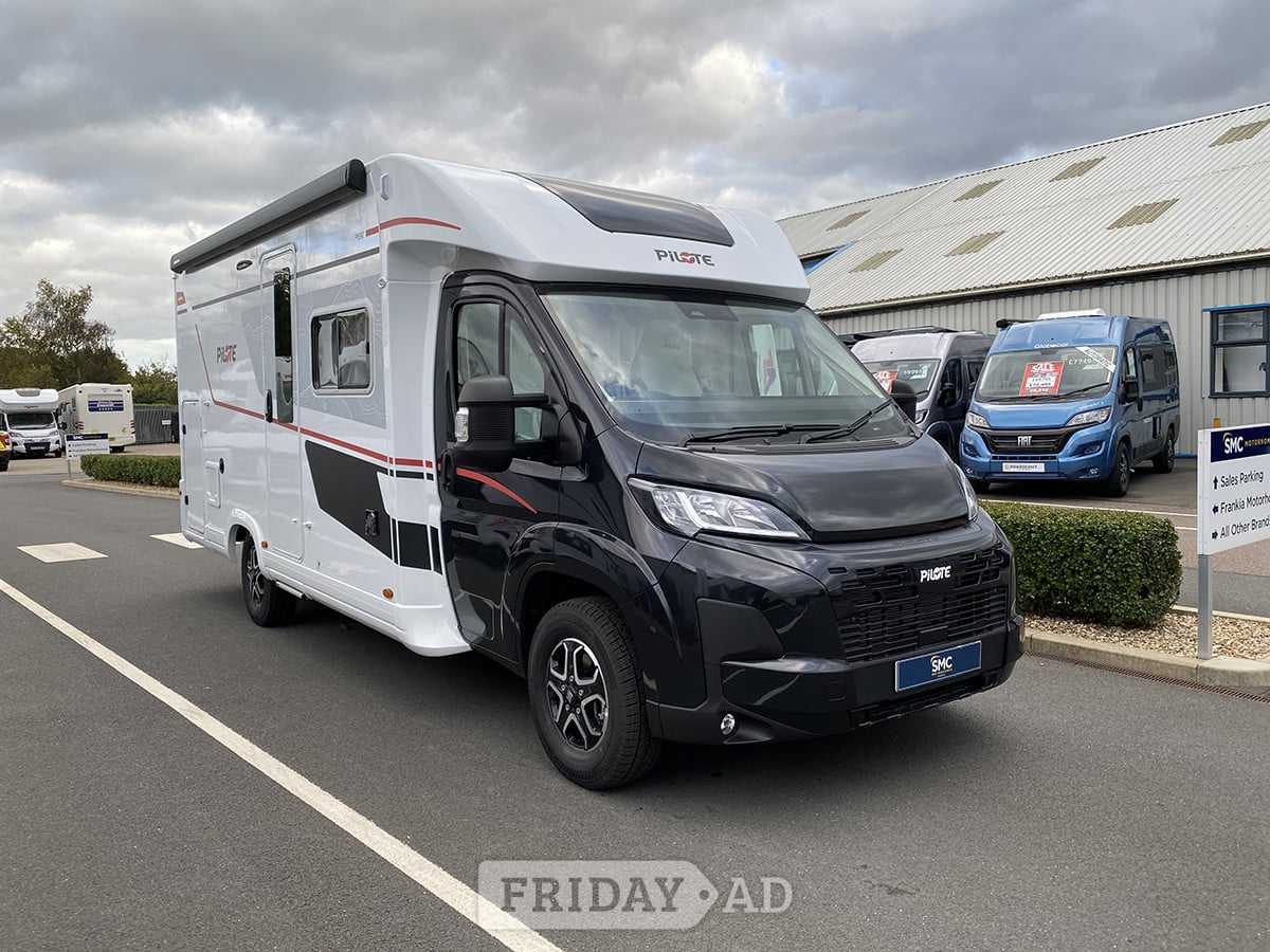 Pilote Evidence P690D 2026 for sale in Newark