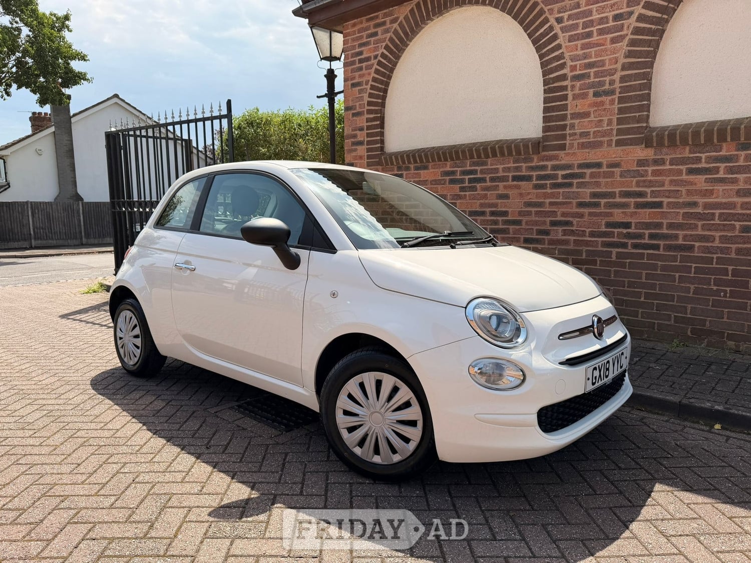 Fiat 500 2018 in Sutton