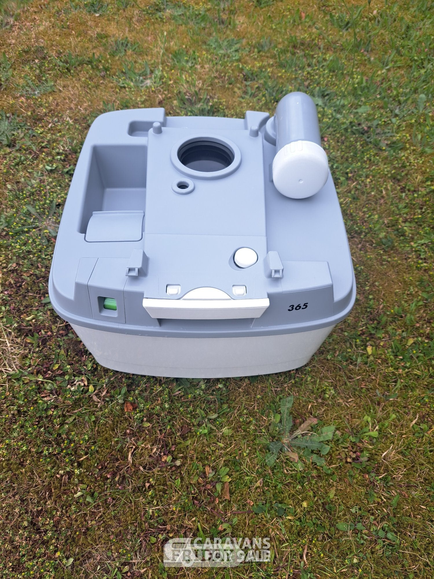 Tilehurst Thetford Porta Potti 365 chemical toilet with piston flush