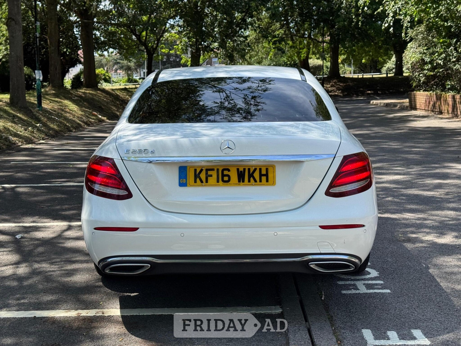 Mercedes-Benz E Class 2016 - Cars in Uxbridge