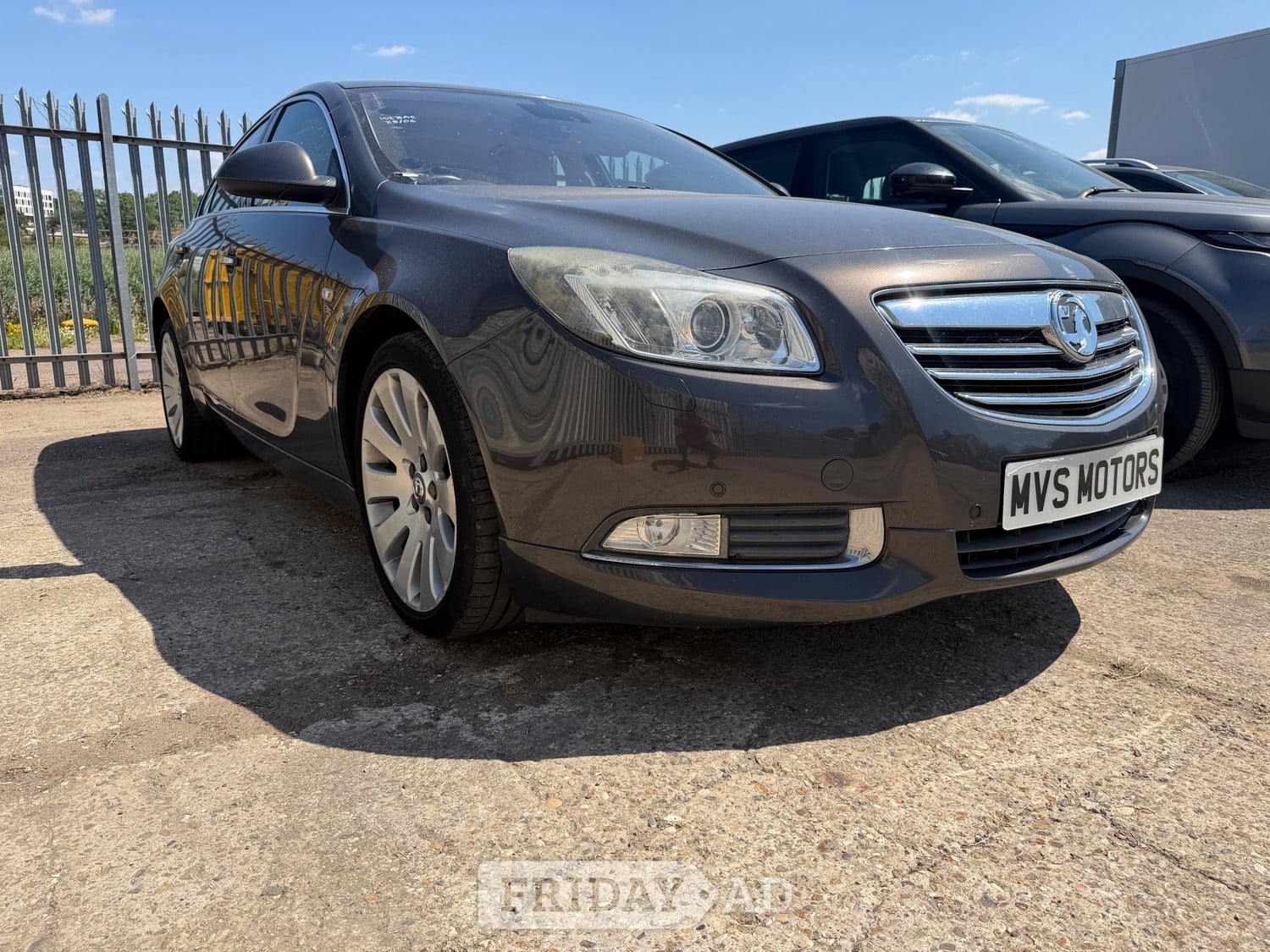 [ berth ]Vauxhall Insignia