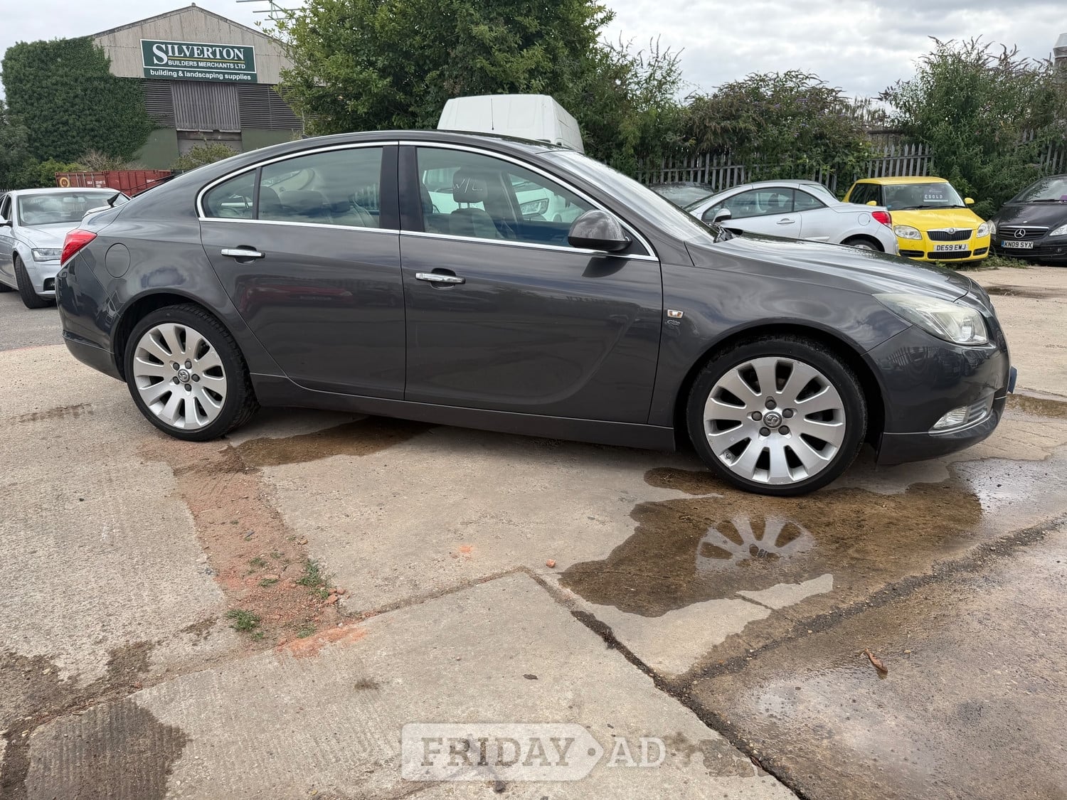 Vauxhall Insignia 2012 - Cars