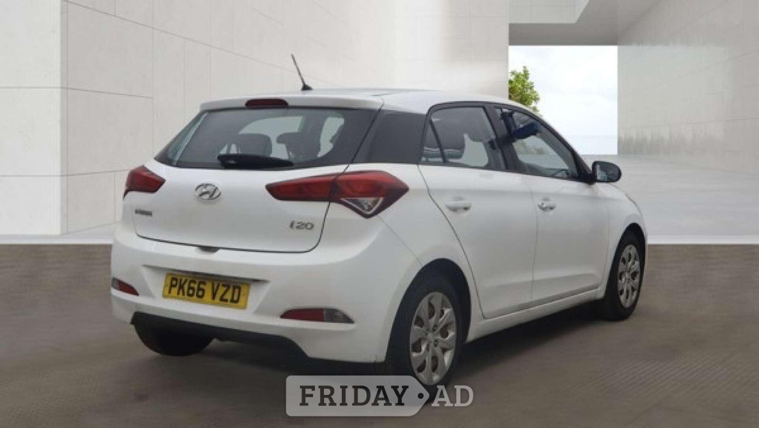 Hyundai i20 2016 - Cars in Uxbridge