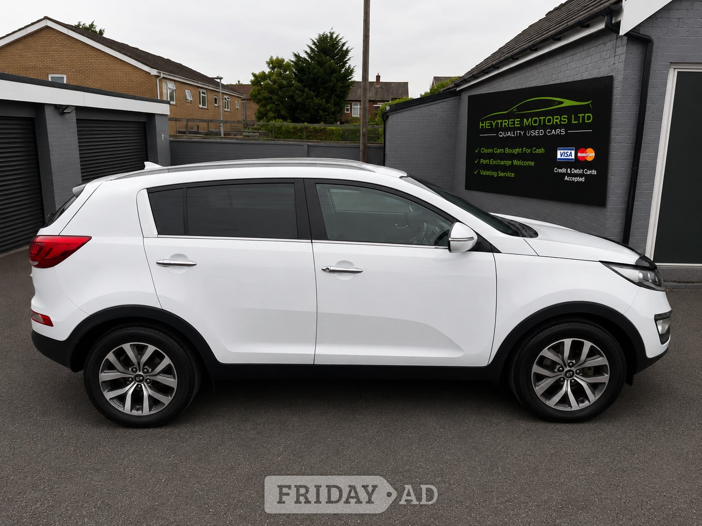 [ berth ]Kia Sportage
