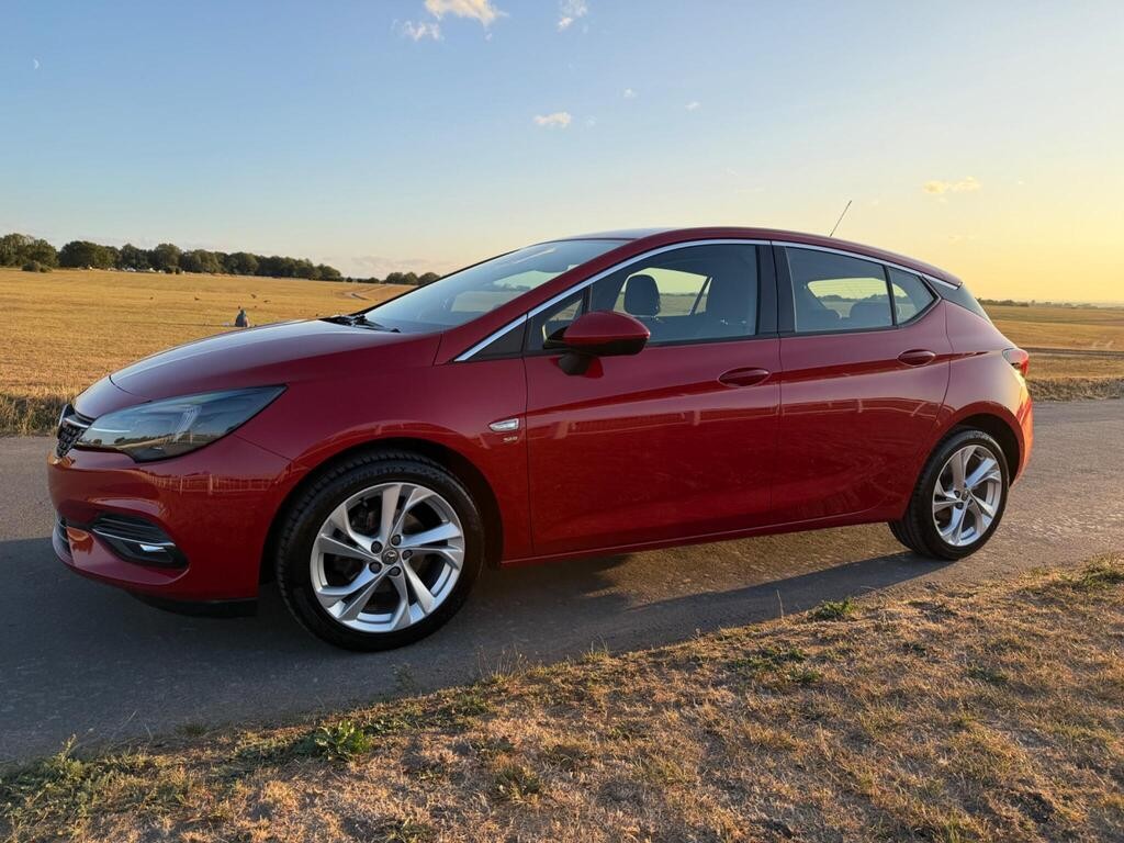Vauxhall Astra 2020 - Cars