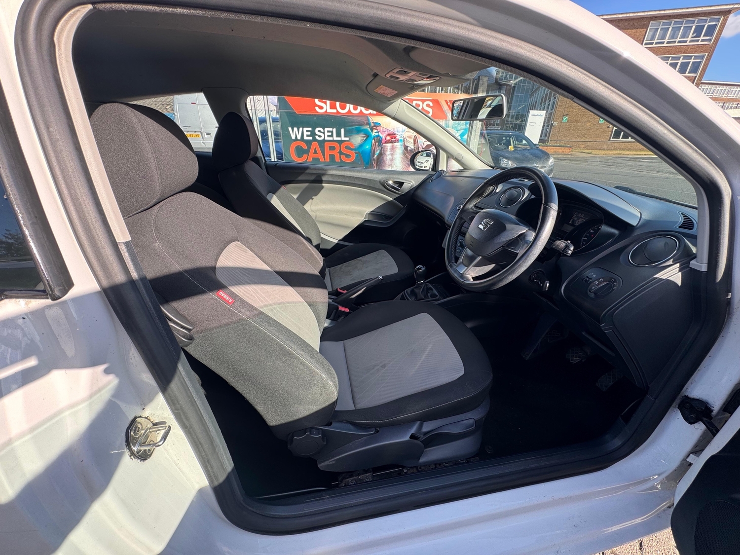 SEAT Ibiza 2015 - Cars