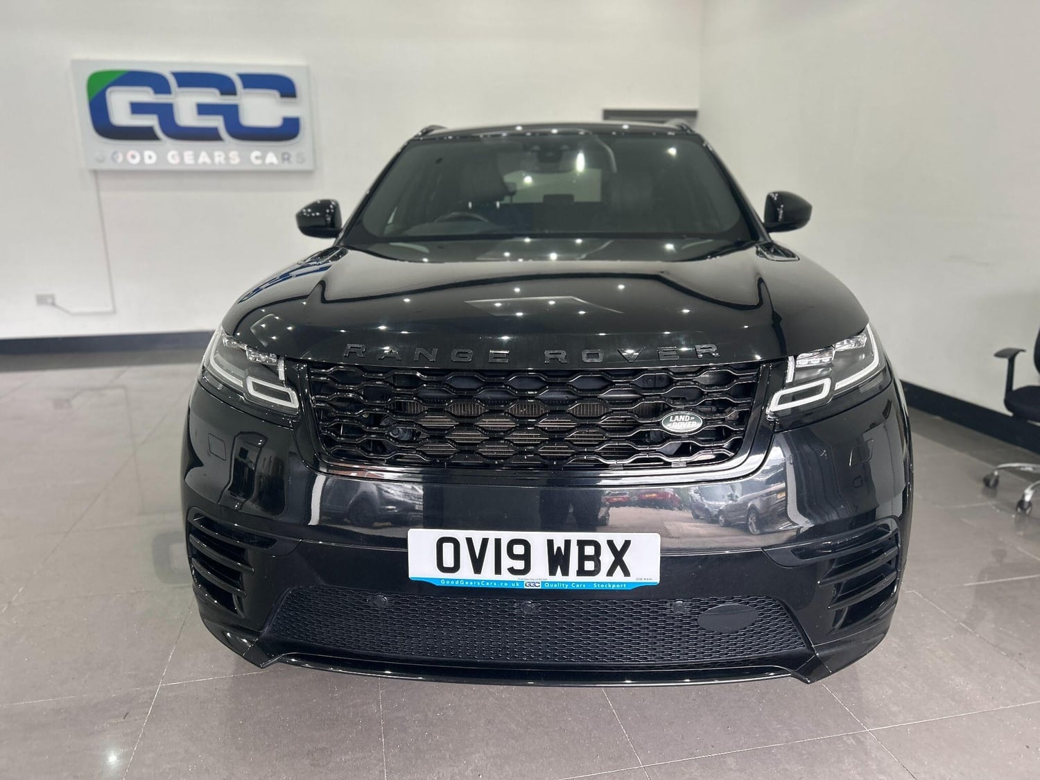 Land Rover Range Rover Velar 2019 - Cars in Stockport