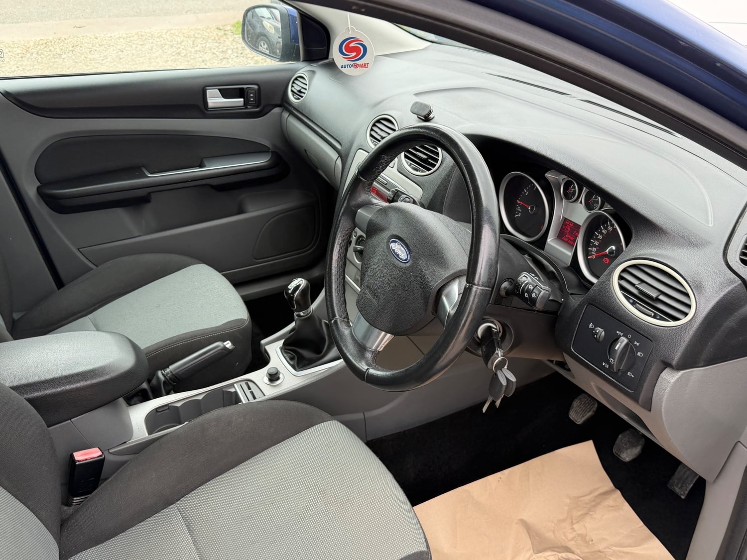 [ berth ]Ford Focus