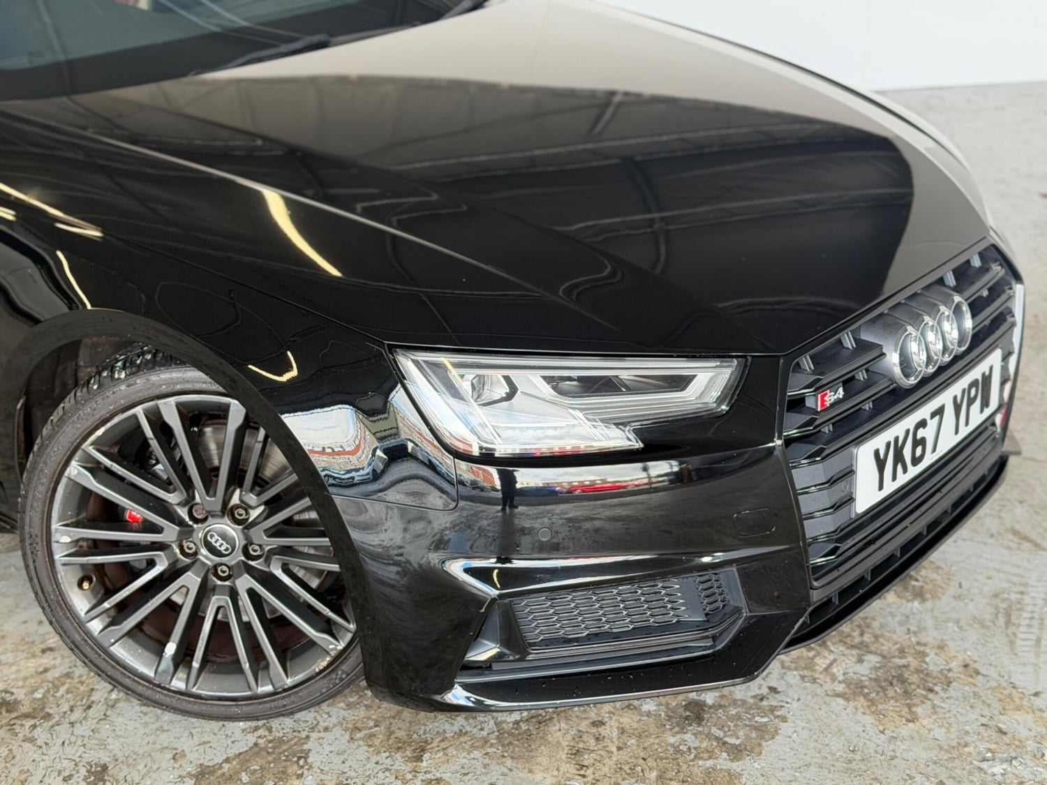 [ berth ]Audi S4
