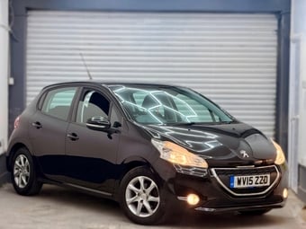 Peugeot 208 2015