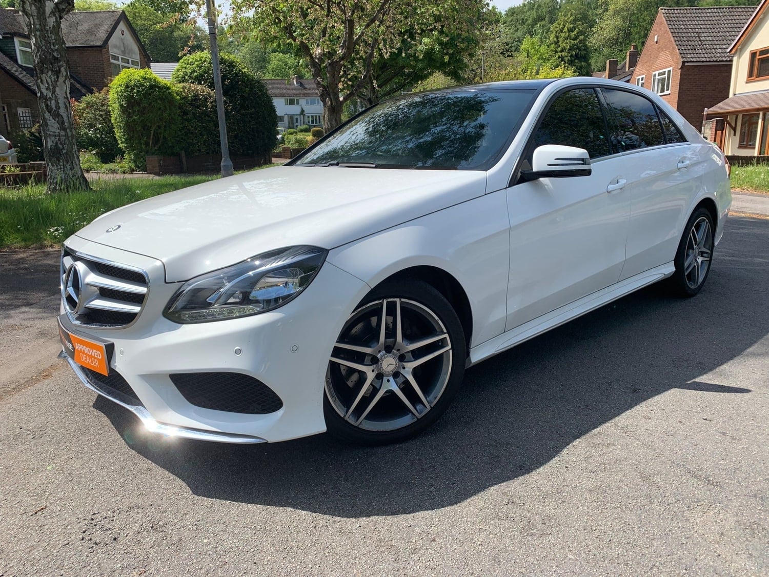 [ berth ]Mercedes-Benz E Class