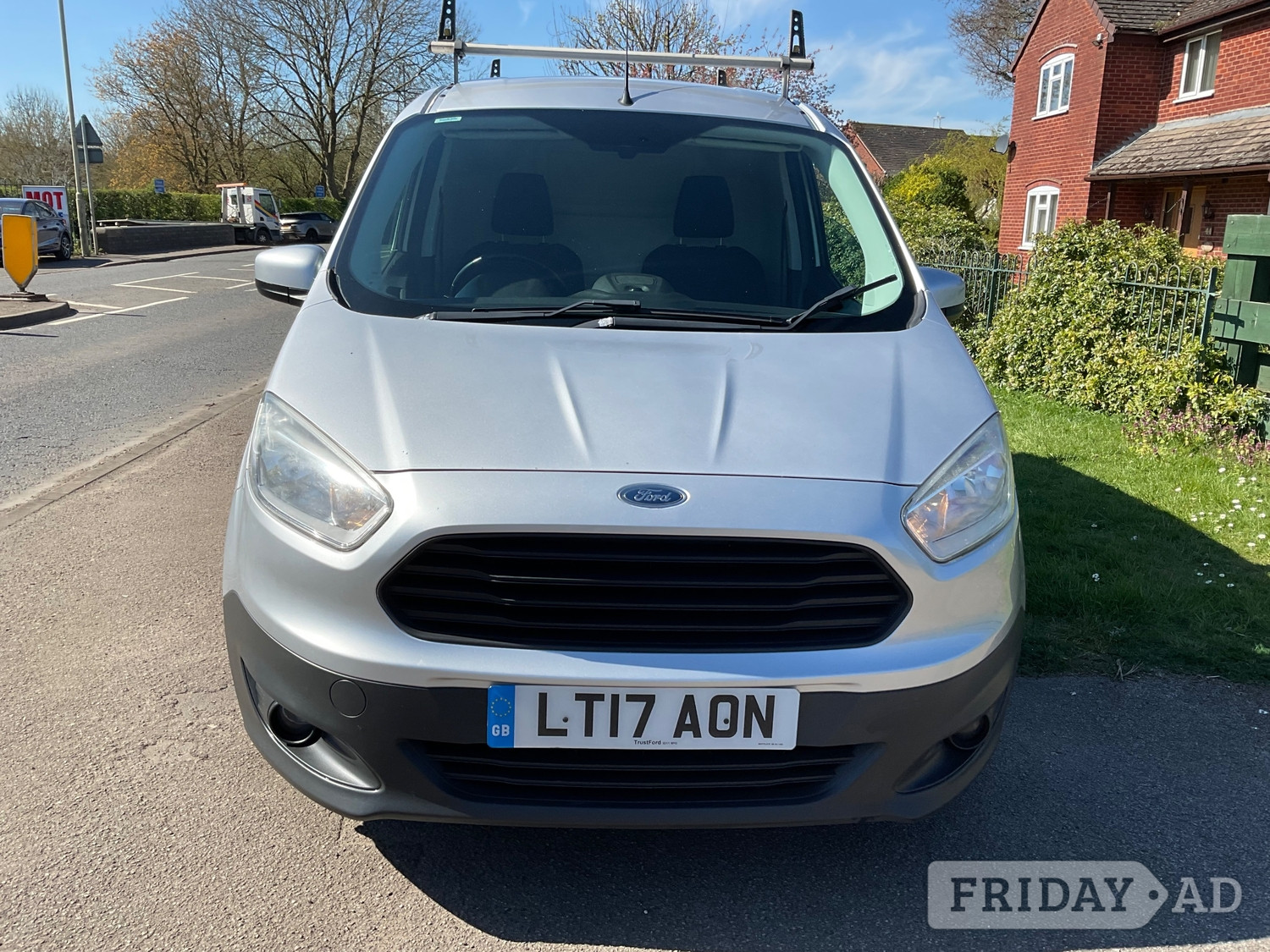 Ford Transit Courier Hinckley