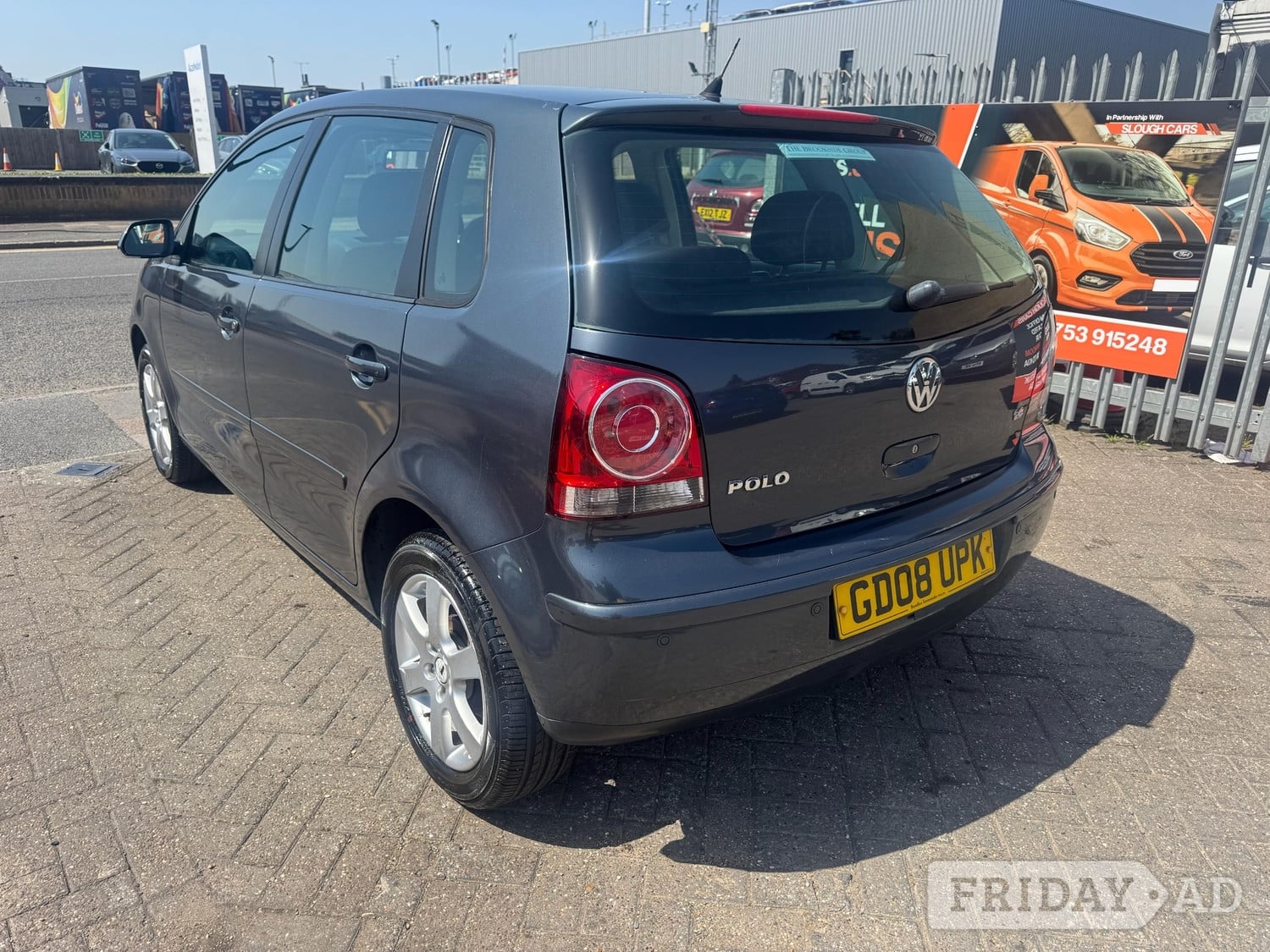 [ berth ]Volkswagen Polo