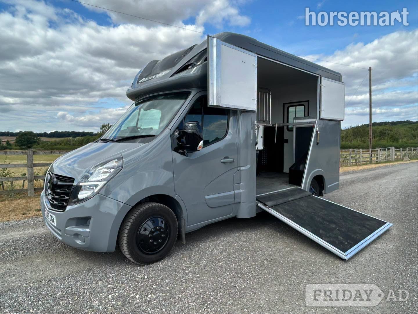 Equi Taxi  Derby