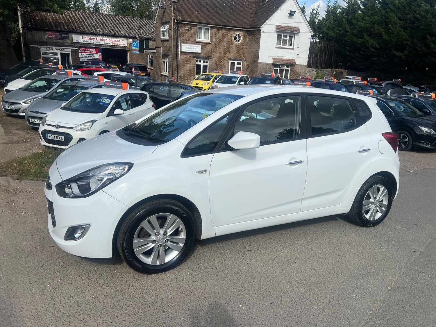 Hyundai ix20 2015 - Cars in Horley