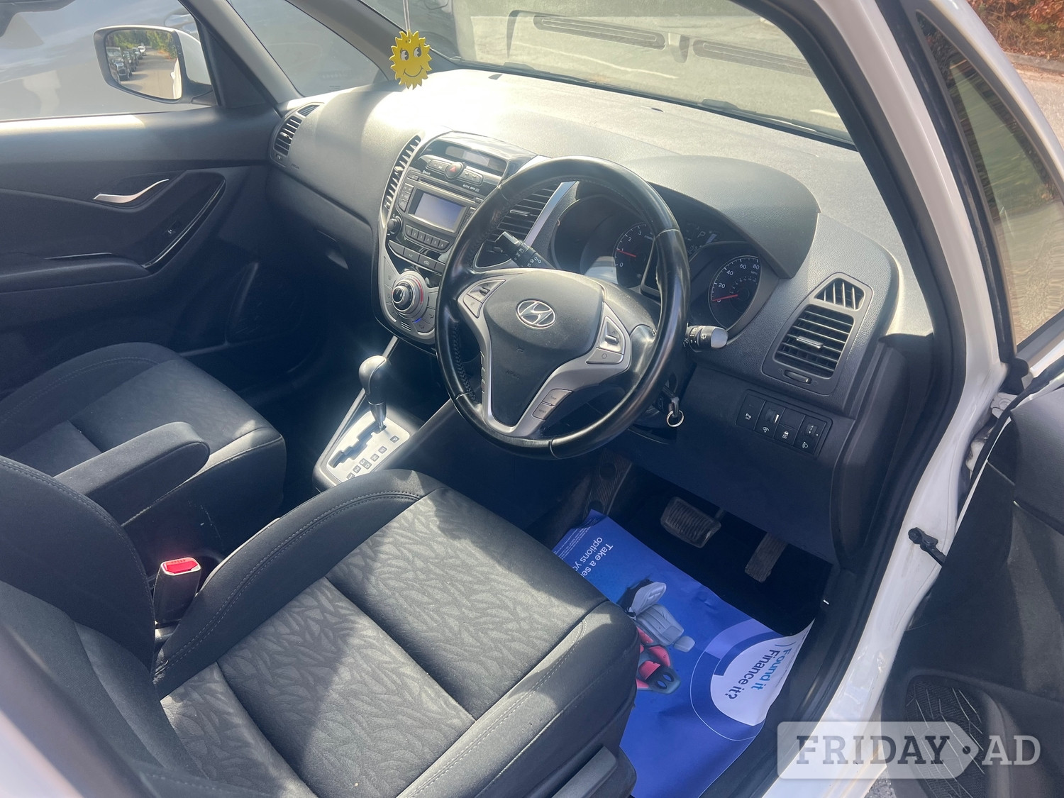 Hyundai ix20 2015 - Cars