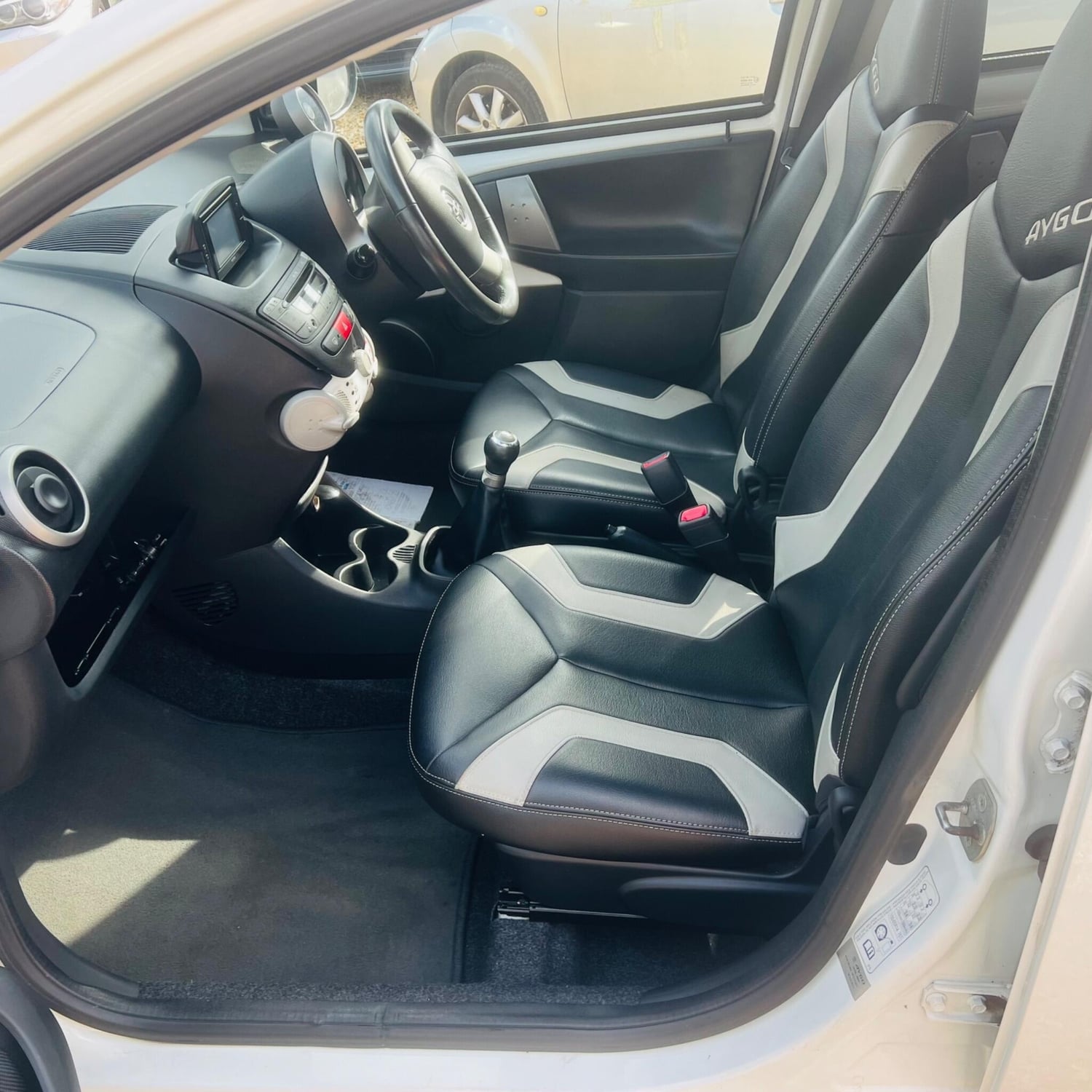 Toyota Aygo 2013 - Cars