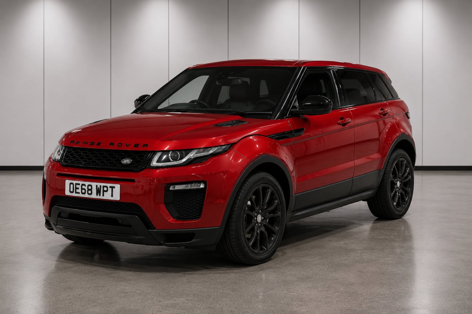 [ berth ]Land Rover Range Rover Evoque